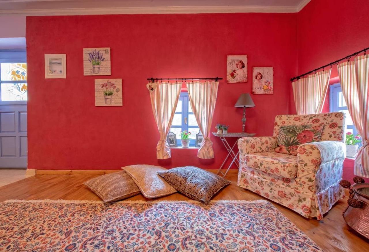 Minodora'S Guesthouse Dikorfo Екстериор снимка