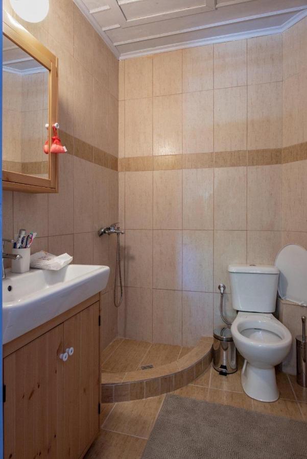 Minodora'S Guesthouse Dikorfo Екстериор снимка